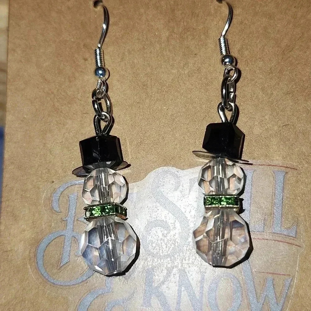 HANDMADE Snowman ⛄️ earrings. CHRISTMAS IS COMING! - Picture 4 of 4